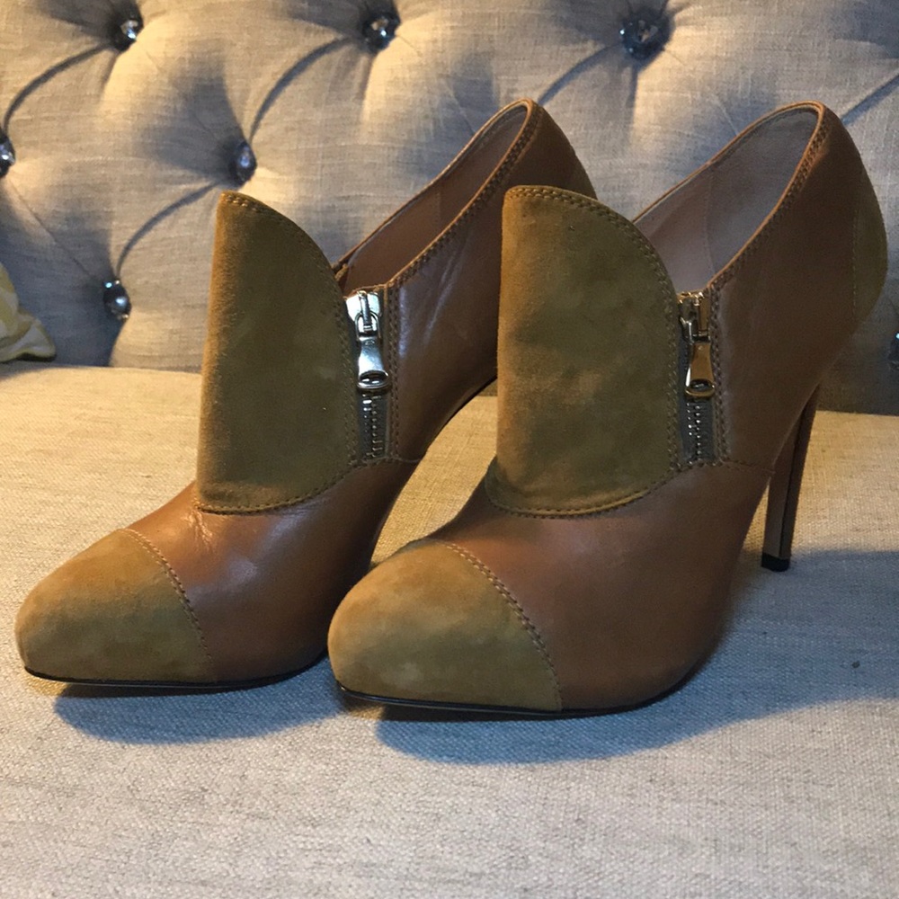 Jerome Rousseau booties never worn outdoors!